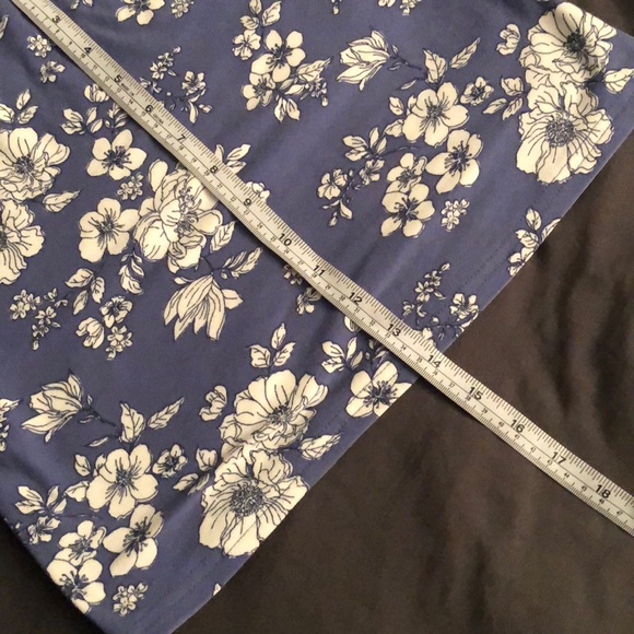 DONATED! Floral tank top - Picture 7 of 8